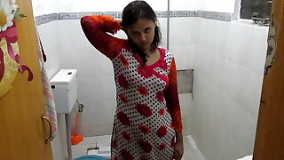 Sexy Indian Bhabhi In Babytalk do number two Taking Shower Filmed By Her Husband – Efficacious Hindi Audio